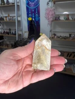 Golden Mica Tower -Home Decor Store 3A65EDC0 E8F7 41EA B85C 6F94D1BBCAAA