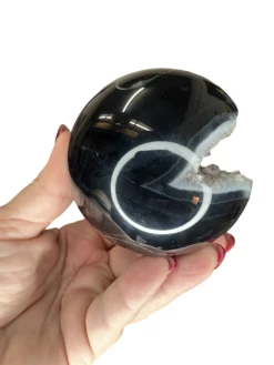 Geode Black Agate Sphere With Stand -Home Decor Store 4BBA8A85 06EF 4A63 950F 0F1596230E05