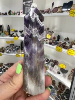 Chevron / Dream Amethyst Tower -Home Decor Store CD61F757 D477 4EAC 81DC 9F88671FEE6C